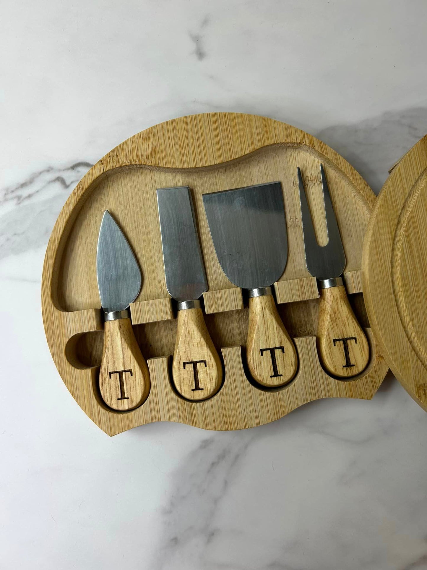 Bamboo Cheese Board and Knife Set