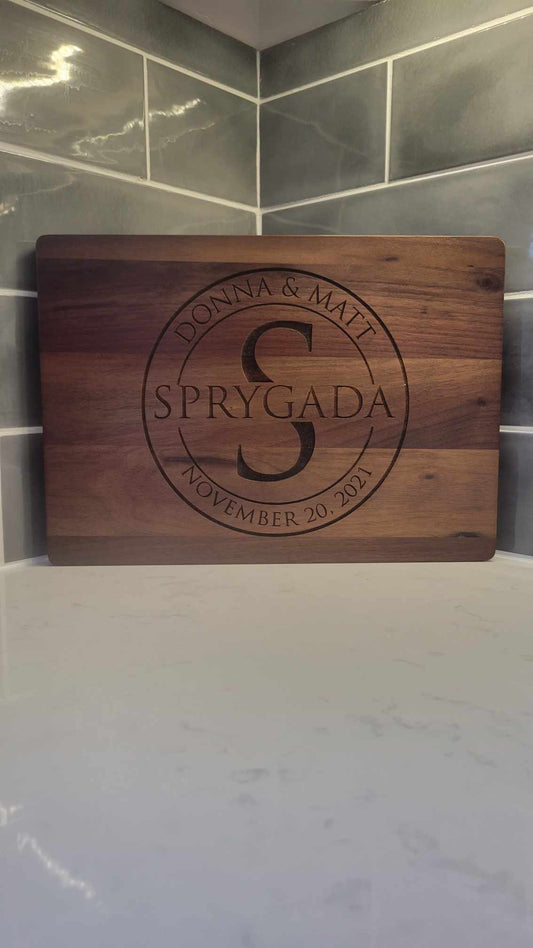 Walnut Cutting Board | Custom Engraving