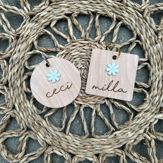 Daisy Keychain
