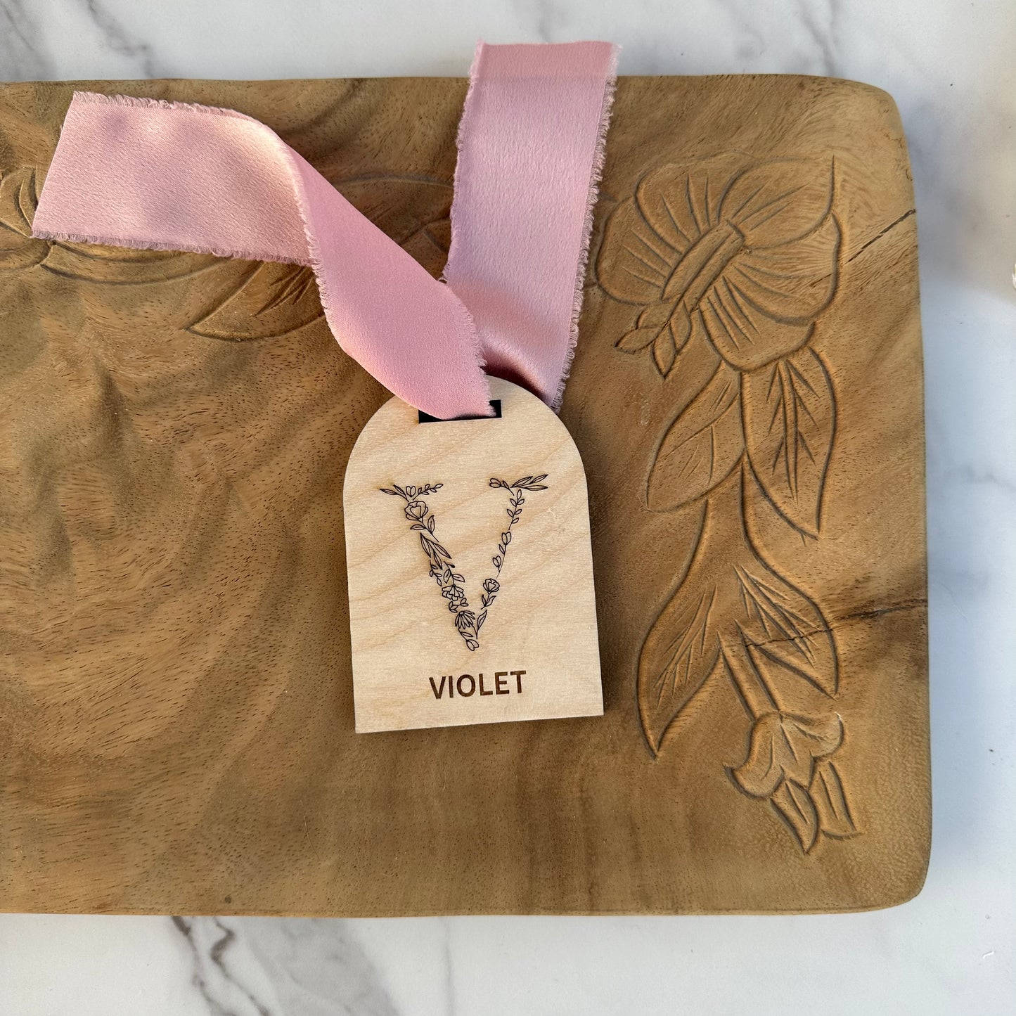 Arched Floral Name Tag