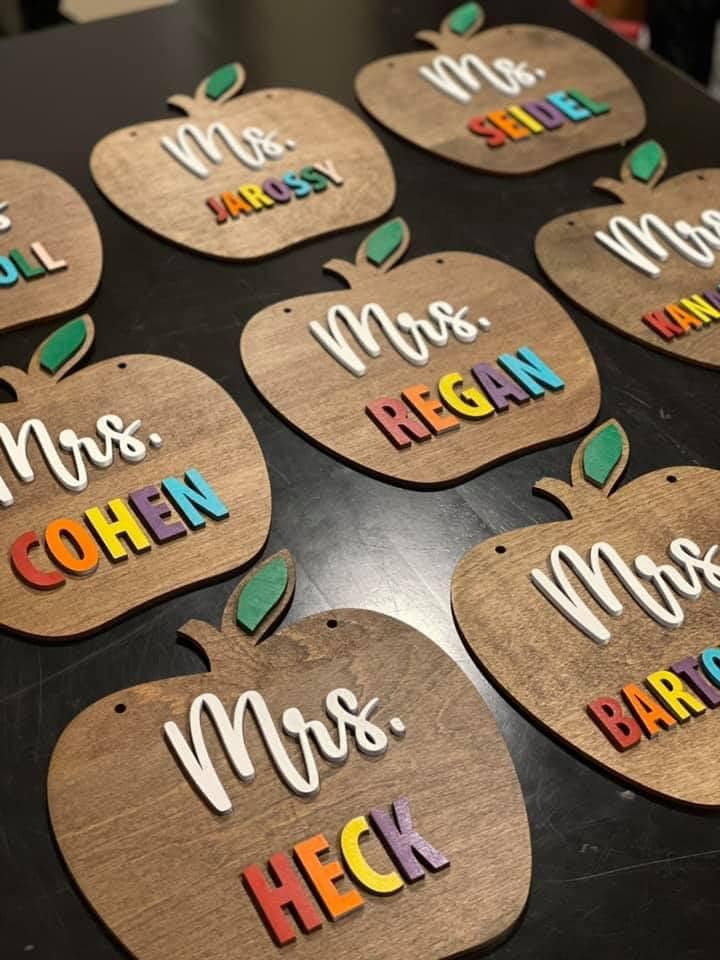 Apple Teacher Door Signs