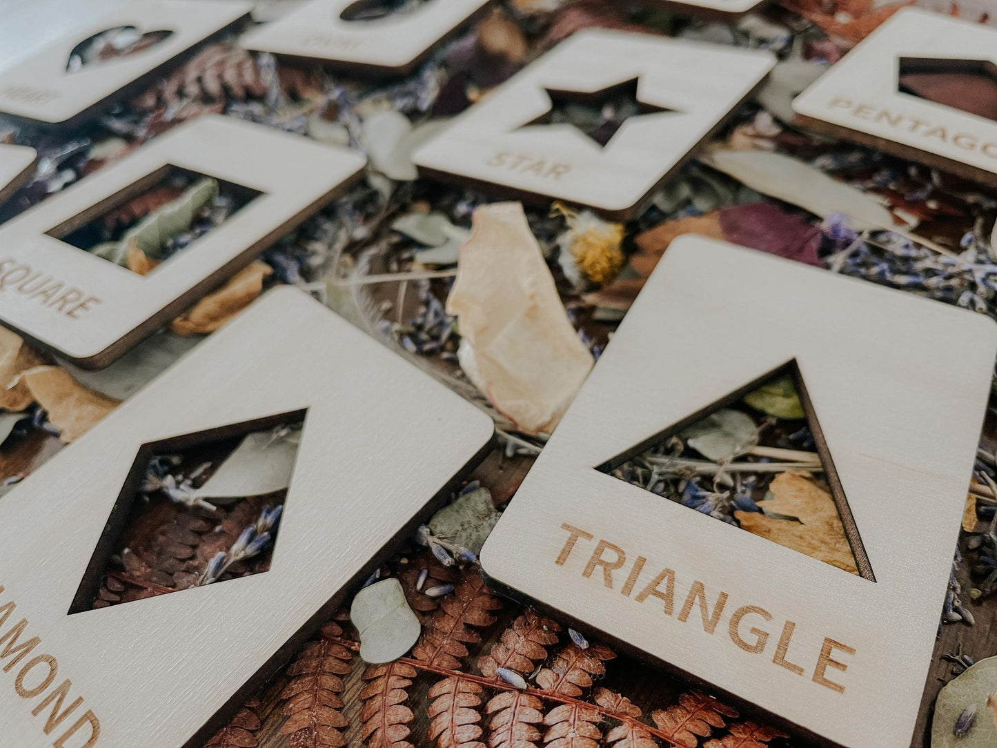 Shape Tracing | 10 Flash Cards