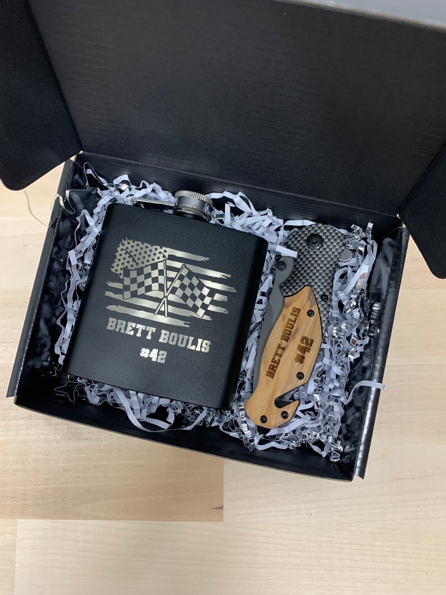 Custom Flask and Knife Gift Set